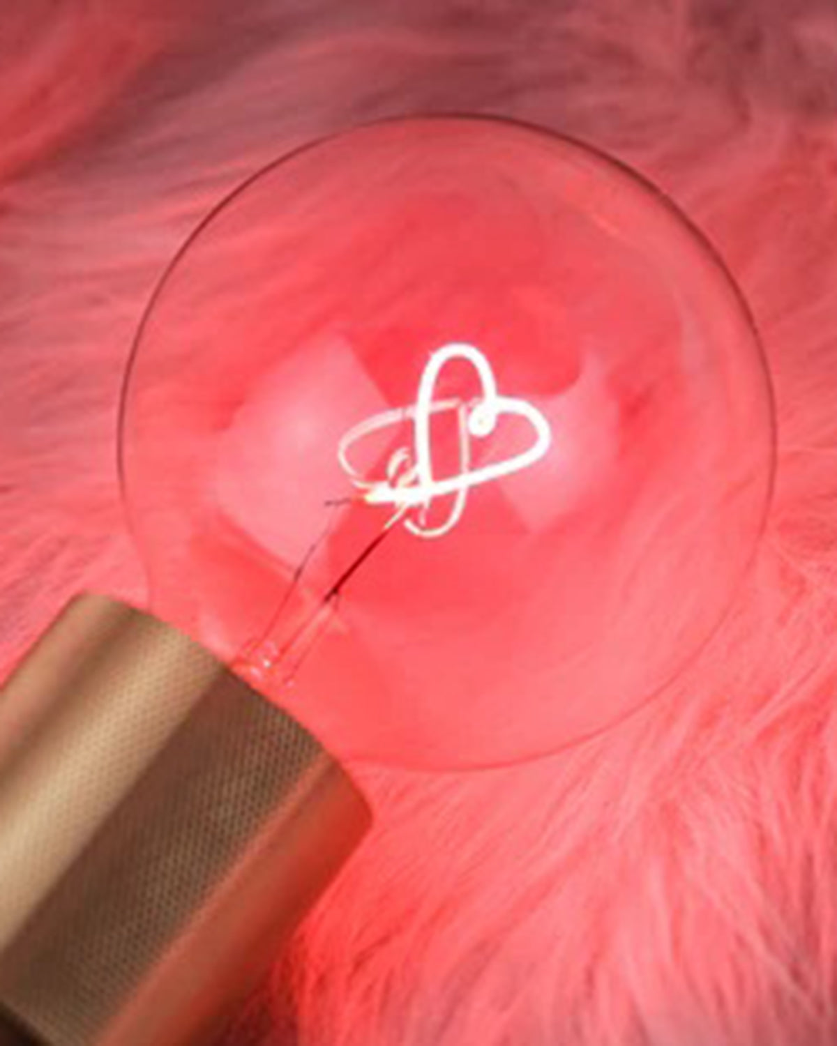 Bulb HEART Red