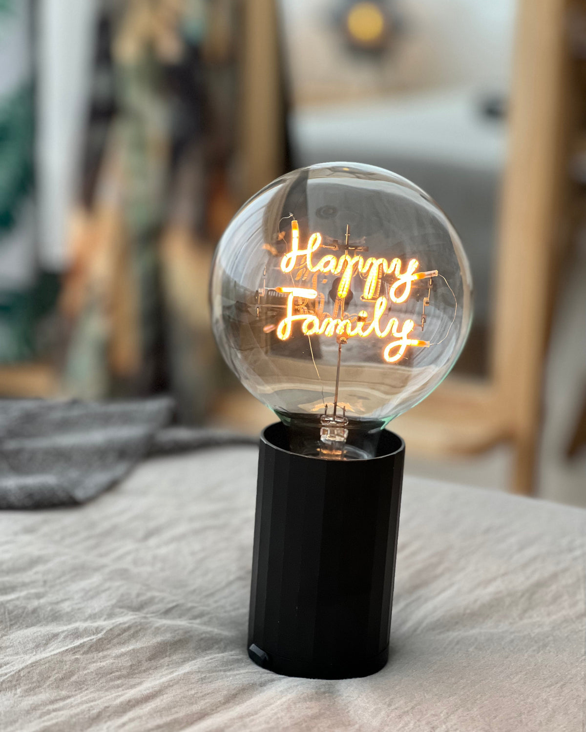 Bulb HAPPY FAMILY Amber  with Base Table Lamp PORTABLE