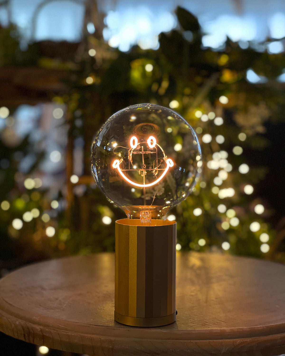 Bulb SMILEY Amber with Base Table Lamp PORTABLE