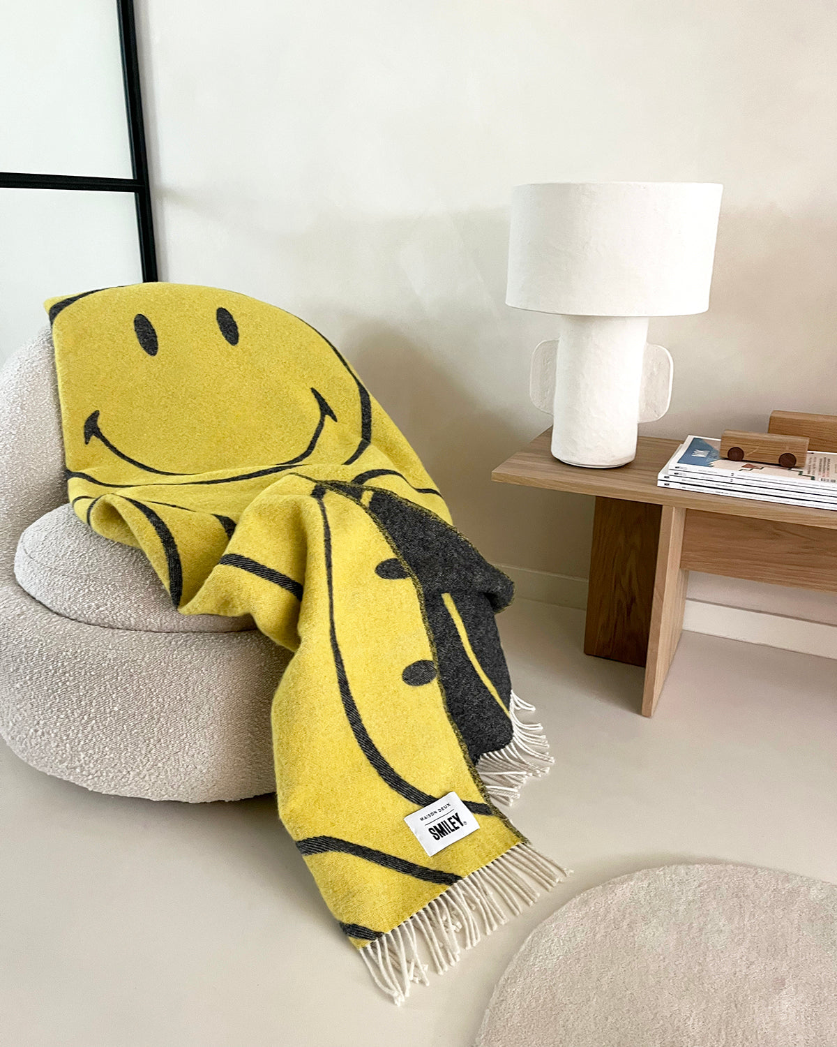 Maison Deux x Smiley Blanket SMILEY Yellow / Black Print 4.25 x 6.5 ft