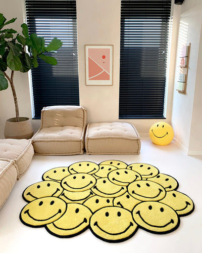 Maison Deux RugSmiley® BUNCH Yellow 5.9 x 4.9 ft