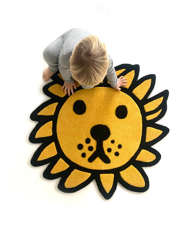 Maison Deux Rug LEEUW Lion Orange / Black Print 3 x 3 ft