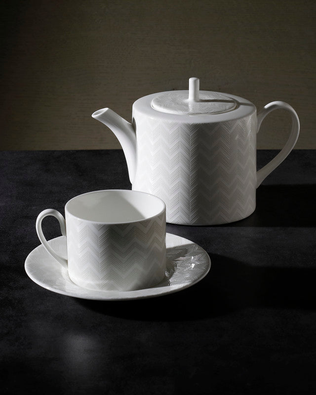 Tea Pot or Coffee Pot ZIG ZAG  White diam. 4.75", H 4.5"