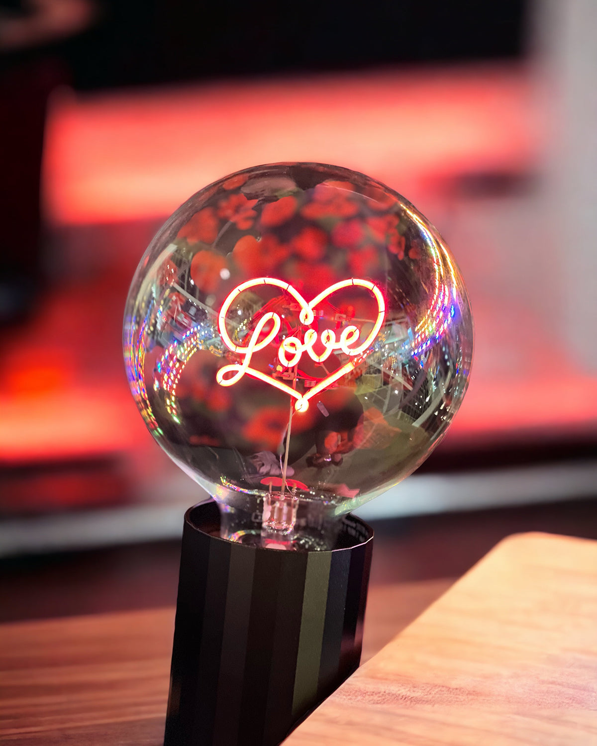 Bulb LOVE Red with Base Table Lamp PORTABLE Rose Gold