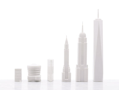 Skyline Chess Chess Set Acrylic London Vs New York Edition with B/W Hatch Board